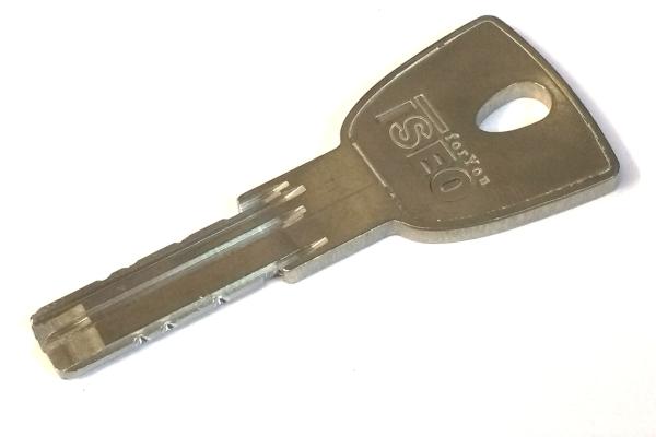 Ersatzschlüssel für Iseo CSR R9 Country Zylinder